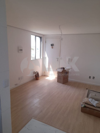 Apartamento com 2 Quartos à Venda, 38 m² em Jardim Leopoldina - Porto Alegre