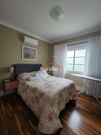 Imagem Casa com 3 Quartos à Venda, 242 m² em Santa Cruz - Mogi Mirim Imagem Casa com 3 Quartos à Venda, 242 m² em Santa Cruz - Mogi Mirim