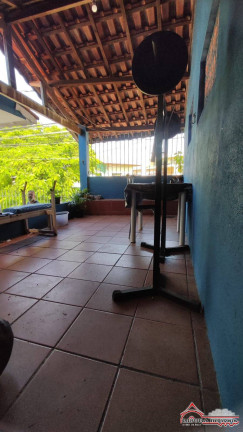 Imagem Casa com 3 Quartos para Alugar,  em Centro - Jacareí