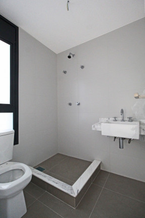 Imagem Imóvel com 2 Quartos à Venda, 70 m² em Boa Vista - Porto Alegre Imagem Imóvel com 2 Quartos à Venda, 70 m² em Boa Vista - Porto Alegre