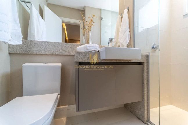 Imagem Apartamento com 4 Quartos à Venda, 238 m² em Barra Sul - Balneário Camboriú Imagem Apartamento com 4 Quartos à Venda, 238 m² em Barra Sul - Balneário Camboriú