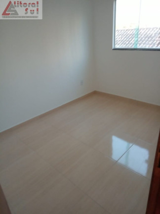 Imagem Casa com 2 Quartos à Venda, 68 m² em Maracanã - Praia Grande Imagem Casa com 2 Quartos à Venda, 68 m² em Maracanã - Praia Grande