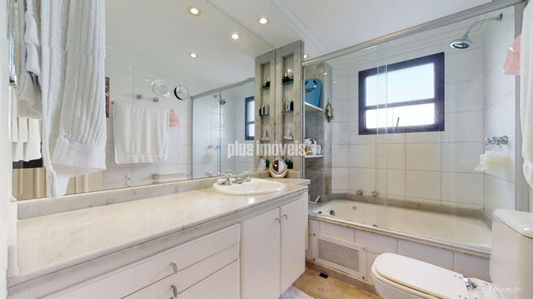 Imagem Apartamento com 4 Quartos à Venda, 212 m² em Morumbi - São Paulo Imagem Apartamento com 4 Quartos à Venda, 212 m² em Morumbi - São Paulo