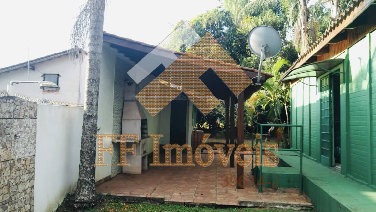 Imagem Casa com 3 Quartos à Venda, 645 m² em Represa Do Broa - Itirapina