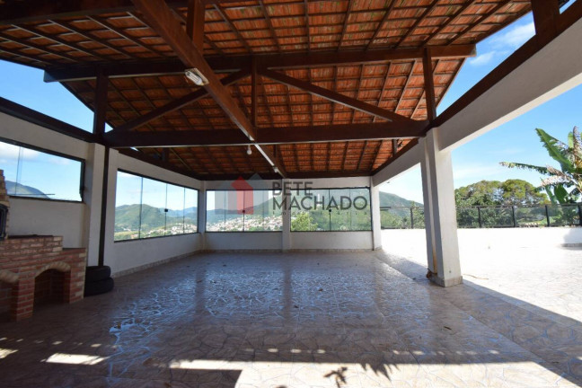 Imagem Casa com 3 Quartos à Venda, 1.674 m² em Panorama - Teresópolis
