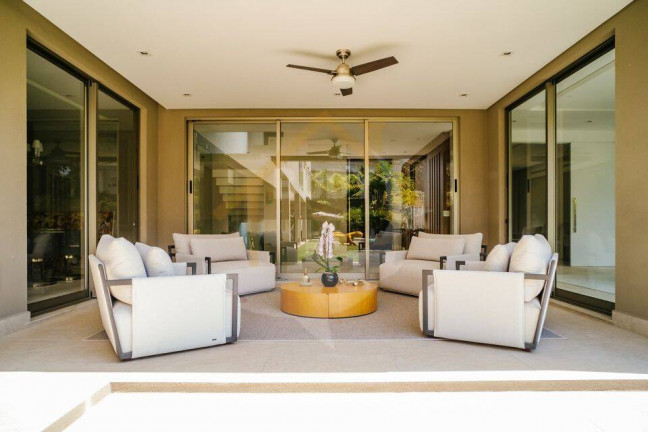 Imagem Casa com 5 Quartos à Venda, 1 m² em Tamboré - Santana De Parnaíba Imagem Casa com 5 Quartos à Venda, 1 m² em Tamboré - Santana De Parnaíba