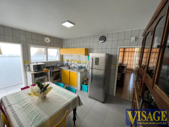 Imagem Casa com 3 Quartos à Venda, 217 m² em Centro - Jacareí