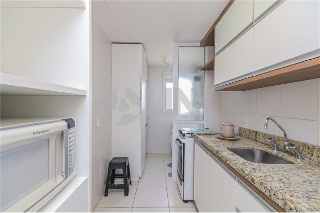 Imagem Apartamento com 3 Quartos à Venda, 82 m² em Passo Da Areia - Porto Alegre Imagem Apartamento com 3 Quartos à Venda, 82 m² em Passo Da Areia - Porto Alegre