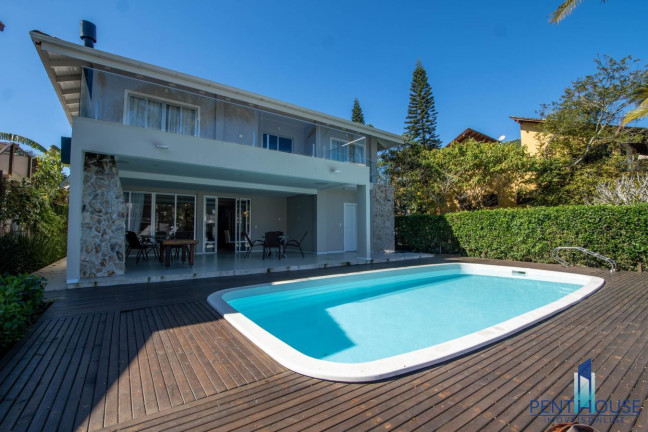 Imagem Casa com 5 Quartos à Venda, 420 m² em Barra - Balneário Camboriú