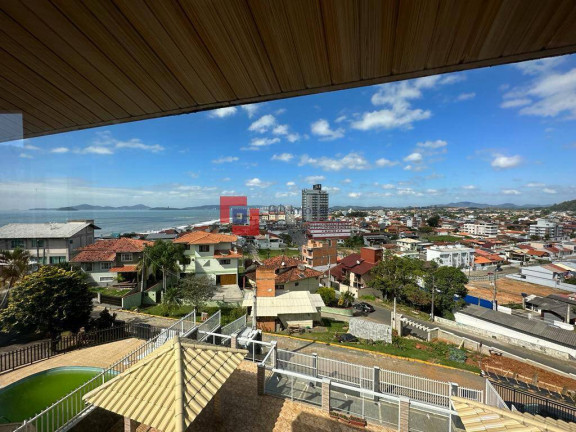 Imagem Casa com 4 Quartos à Venda, 450 m² em Barra Velha