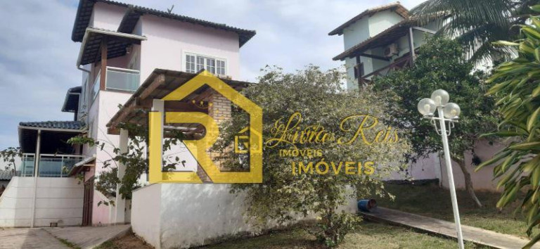 Casa com 4 Quartos à Venda, 242 m² em Costazul - Rio Das Ostras