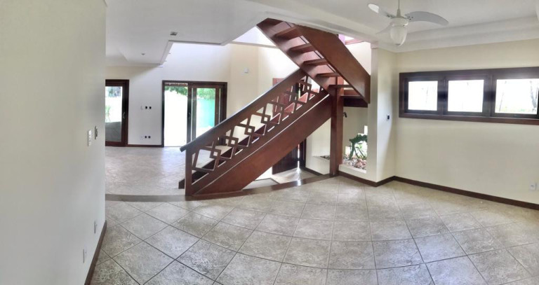 Imagem Casa com 4 Quartos à Venda, 320 m² em Lauro De Freitas - Lauro De Freitas Imagem Casa com 4 Quartos à Venda, 320 m² em Lauro De Freitas - Lauro De Freitas