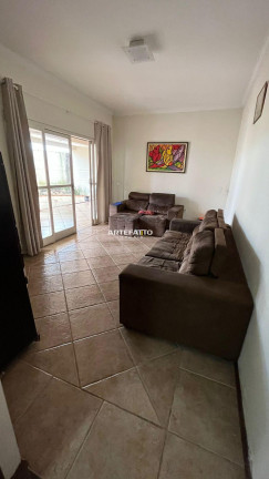 Imagem Casa com 4 Quartos à Venda, 302 m²