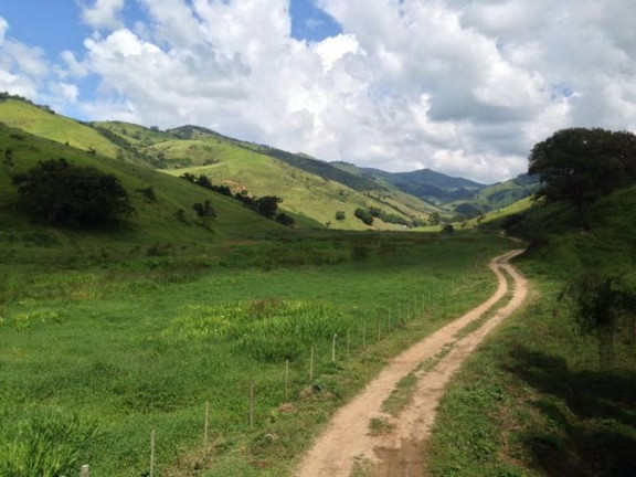 Imagem Fazenda à Venda, 100 m² em Vila Rica - Cunha Imagem Fazenda à Venda, 100 m² em Vila Rica - Cunha