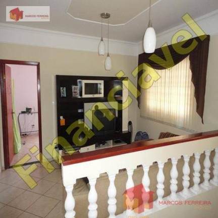 Imagem Casa com 3 Quartos à Venda, 190 m² em Parque Residencial Jaguari - Americana Imagem Casa com 3 Quartos à Venda, 190 m² em Parque Residencial Jaguari - Americana