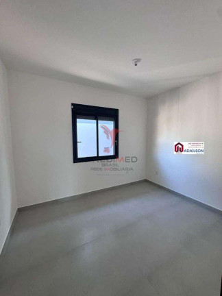 Imagem Sobrado com 3 Quartos à Venda, 96 m² em Potecas - São José