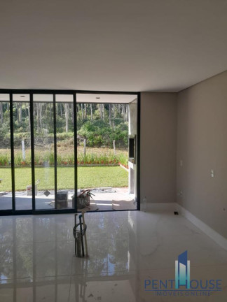 Imagem Casa com 2 Quartos à Venda, 217 m² em São Francisco De Assis - Camboriú Imagem Casa com 2 Quartos à Venda, 217 m² em São Francisco De Assis - Camboriú