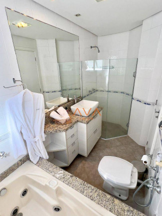 Imagem Apartamento com 4 Quartos à Venda, 151 m² em Centro - Florianópolis Imagem Apartamento com 4 Quartos à Venda, 151 m² em Centro - Florianópolis