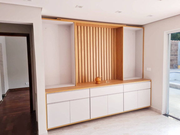 Imagem Casa com 4 Quartos à Venda, 360 m² em Interlagos - São Paulo Imagem Casa com 4 Quartos à Venda, 360 m² em Interlagos - São Paulo