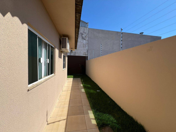Imagem Casa com 3 Quartos à Venda, 300 m² em Jardim Santa Alice - Arapongas Imagem Casa com 3 Quartos à Venda, 300 m² em Jardim Santa Alice - Arapongas