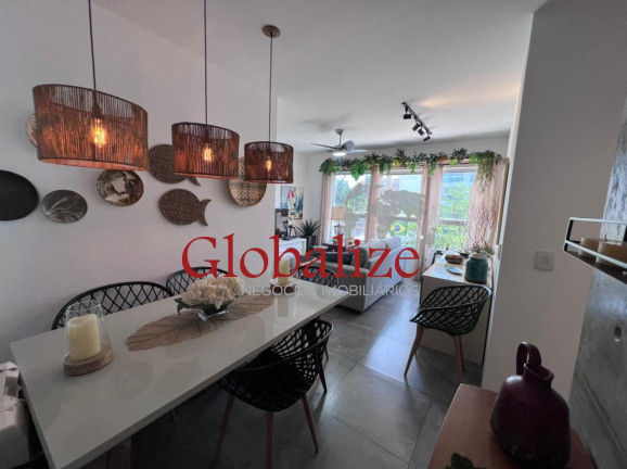 Imagem Imóvel com 2 Quartos à Venda, 72 m² em Embaré - Santos Imagem Imóvel com 2 Quartos à Venda, 72 m² em Embaré - Santos