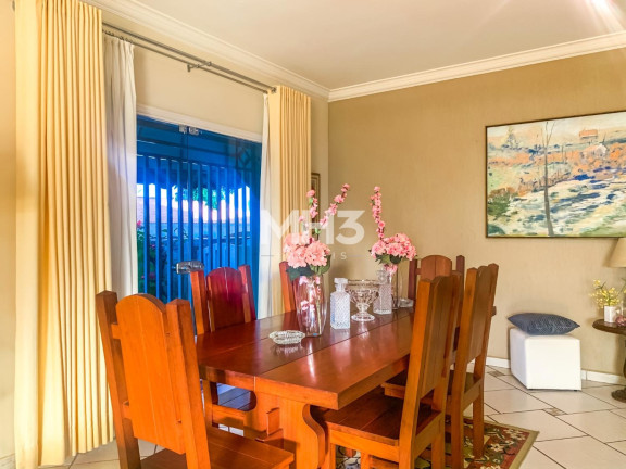 Imagem Sobrado com 3 Quartos à Venda, 178 m² em Nova Campinas - Campinas Imagem Sobrado com 3 Quartos à Venda, 178 m² em Nova Campinas - Campinas