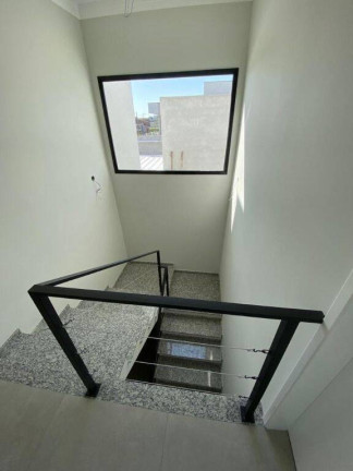 Imagem Sobrado com 4 Quartos à Venda, 212 m² em Jd Terra Do Vale - Caçapava Imagem Sobrado com 4 Quartos à Venda, 212 m² em Jd Terra Do Vale - Caçapava