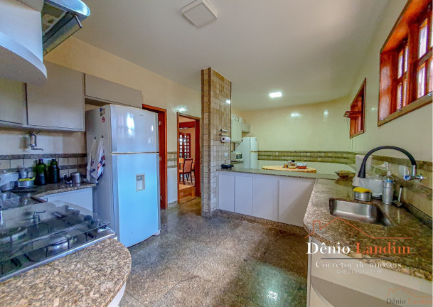 Imagem Casa com 4 Quartos à Venda, 550 m² em Ibituruna - Montes Claros