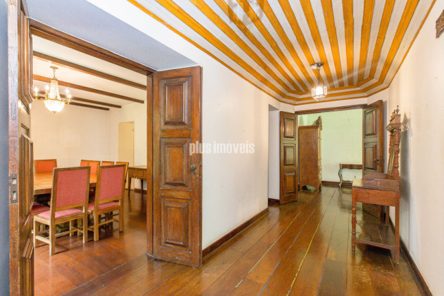 Imagem Casa com 3 Quartos à Venda, 400 m² em Alto De Pinheiros - São Paulo Imagem Casa com 3 Quartos à Venda, 400 m² em Alto De Pinheiros - São Paulo