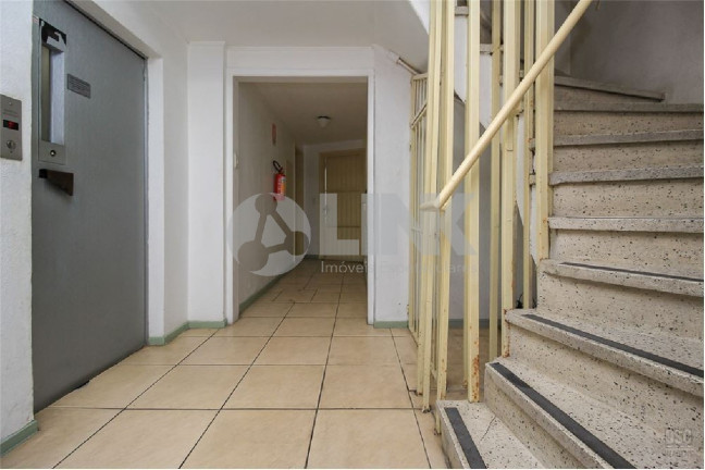Imagem Apartamento com 1 Quarto à Venda, 75 m² em Farroupilha - Porto Alegre Imagem Apartamento com 1 Quarto à Venda, 75 m² em Farroupilha - Porto Alegre