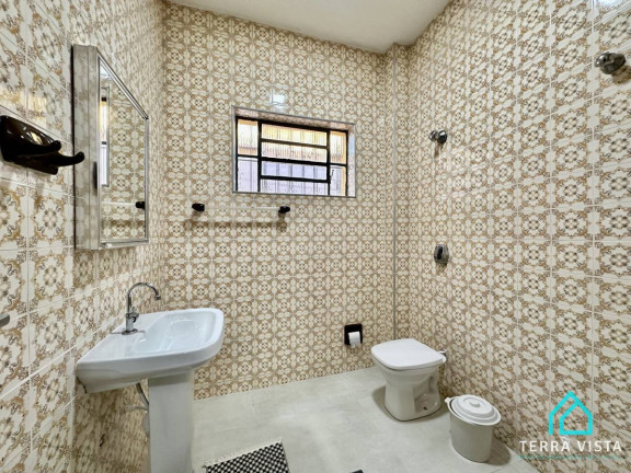 Imagem Casa com 3 Quartos à Venda, 300 m² Imagem Casa com 3 Quartos à Venda, 300 m²