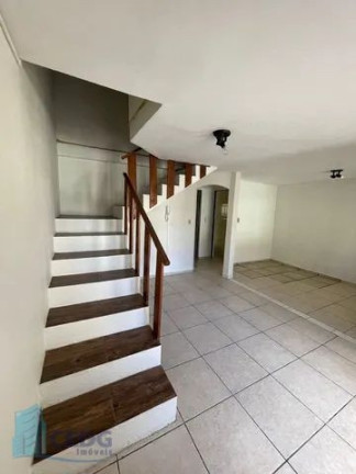 Imagem Casa de Condomínio com 3 Quartos à Venda, 105 m² em Boqueirão - Curitiba