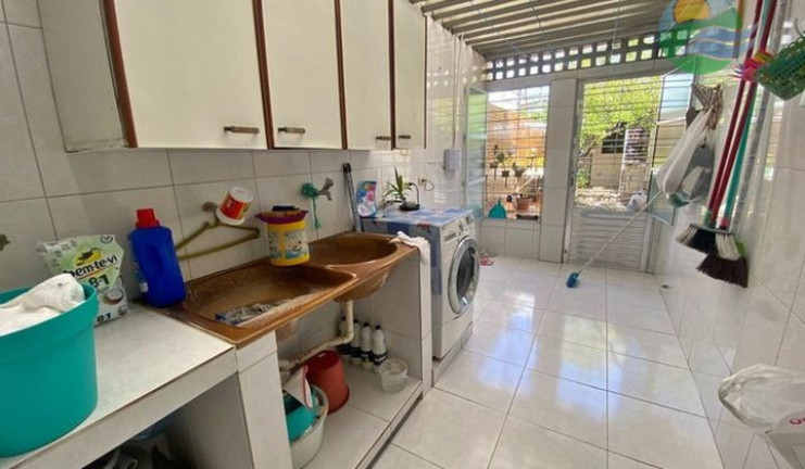 Imagem Casa com 3 Quartos à Venda, 234 m²