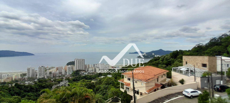 Imagem Casa com 4 Quartos à Venda, 516 m² em Marapé - Santos Imagem Casa com 4 Quartos à Venda, 516 m² em Marapé - Santos