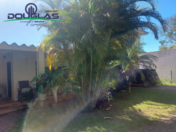 Casa com 3 Quartos à Venda, 2.600 m² em Viamão