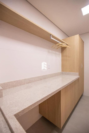 Imagem Apartamento com 3 Quartos à Venda, 189 m² em Centro - Santa Maria