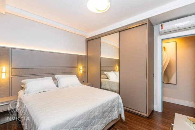Imagem Apartamento com 3 Quartos à Venda, 207 m² em Centro - Balneário Camboriú