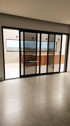 Apartamento com 3 Quartos à Venda, 