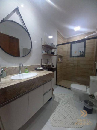 Imagem Sobrado com 3 Quartos à Venda, 175 m² em Canto Do Forte - Praia Grande
