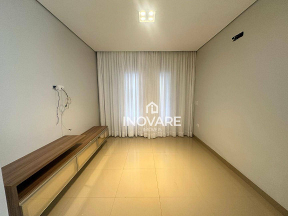 Imagem Casa com 3 Quartos à Venda, 270 m² em Setor Afonso Pena - Itumbiara Imagem Casa com 3 Quartos à Venda, 270 m² em Setor Afonso Pena - Itumbiara