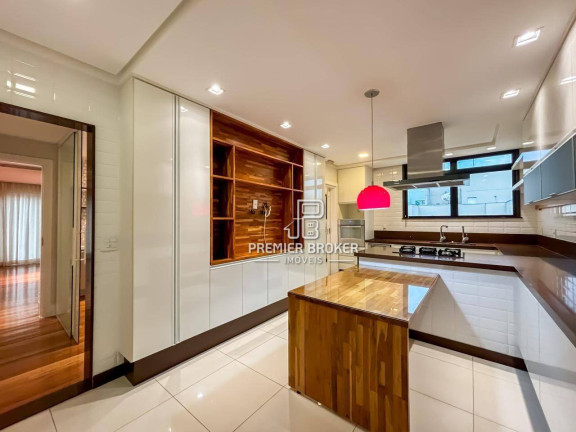 Imagem Cobertura com 4 Quartos à Venda, 330 m² em Várzea - Teresópolis Imagem Cobertura com 4 Quartos à Venda, 330 m² em Várzea - Teresópolis