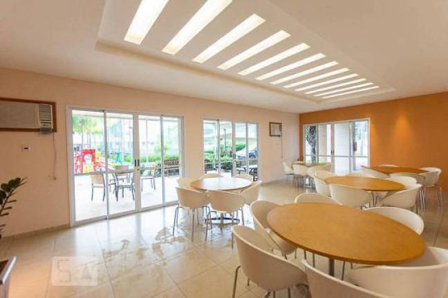 Imagem Cobertura com 2 Quartos à Venda, 57 m² em Pendotiba - Niterói