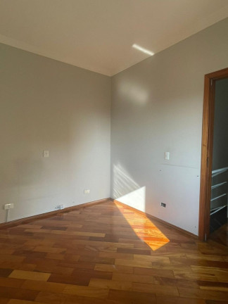 Imagem Casa de Condomínio com 3 Quartos à Venda, 188 m² em Vila Scarpelli - Santo André