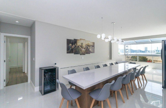 Imagem Apartamento com 4 Quartos à Venda, 200 m² em Pioneiros - Balneário Camboriú