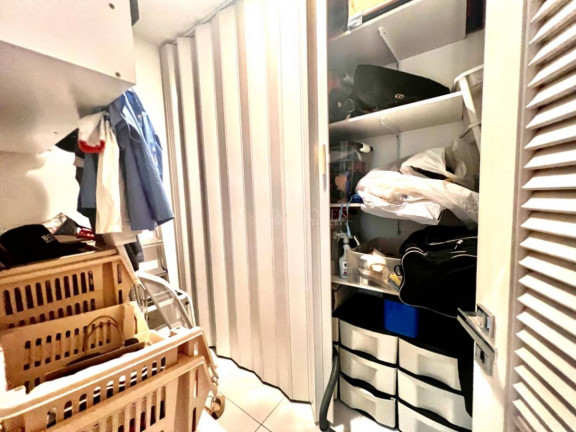 Imagem Apartamento com 3 Quartos à Venda, 211 m² em Copacabana - Rio De Janeiro Imagem Apartamento com 3 Quartos à Venda, 211 m² em Copacabana - Rio De Janeiro