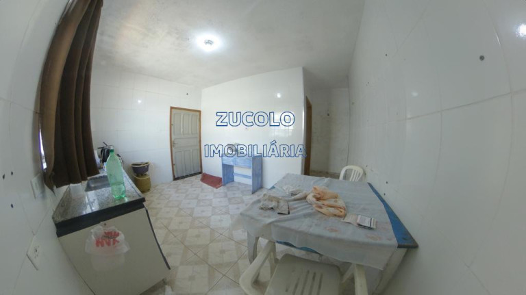 Imagem Casa com 4 Quartos à Venda, 200 m² Imagem Casa com 4 Quartos à Venda, 200 m²