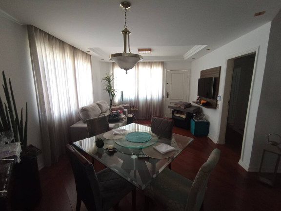 Imagem Casa com 3 Quartos à Venda, 590 m² em Parque Siomara - Arapongas Imagem Casa com 3 Quartos à Venda, 590 m² em Parque Siomara - Arapongas