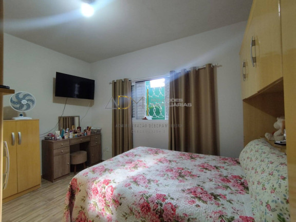 Imagem Casa com 4 Quartos à Venda, 330 m² em Jardim Iolanda - Botucatu