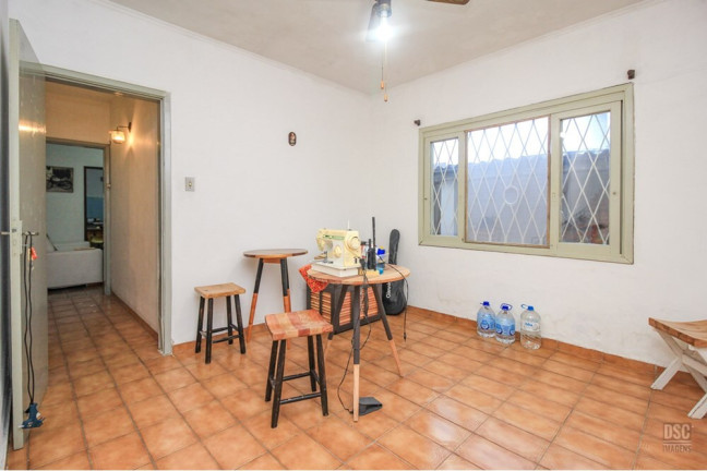 Imagem Casa com 3 Quartos à Venda, 130 m² em Santana - Porto Alegre Imagem Casa com 3 Quartos à Venda, 130 m² em Santana - Porto Alegre