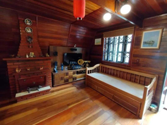 Imagem Casa com 3 Quartos à Venda, 910 m² em Cascata Dos Amores - Teresópolis Imagem Casa com 3 Quartos à Venda, 910 m² em Cascata Dos Amores - Teresópolis